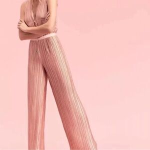 Primavera Pleated Set x The Jetset Diaries Size S